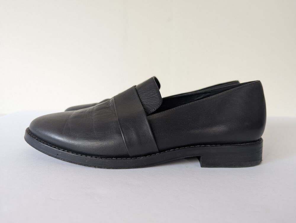 Eileen Fisher Hayes Smooth Leather Loafer Black Size 9.5 Office Career Academia